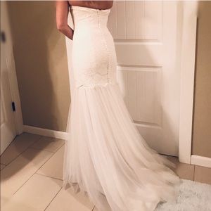 NWT Galina Ivory Mermaid Style Wedding Dress